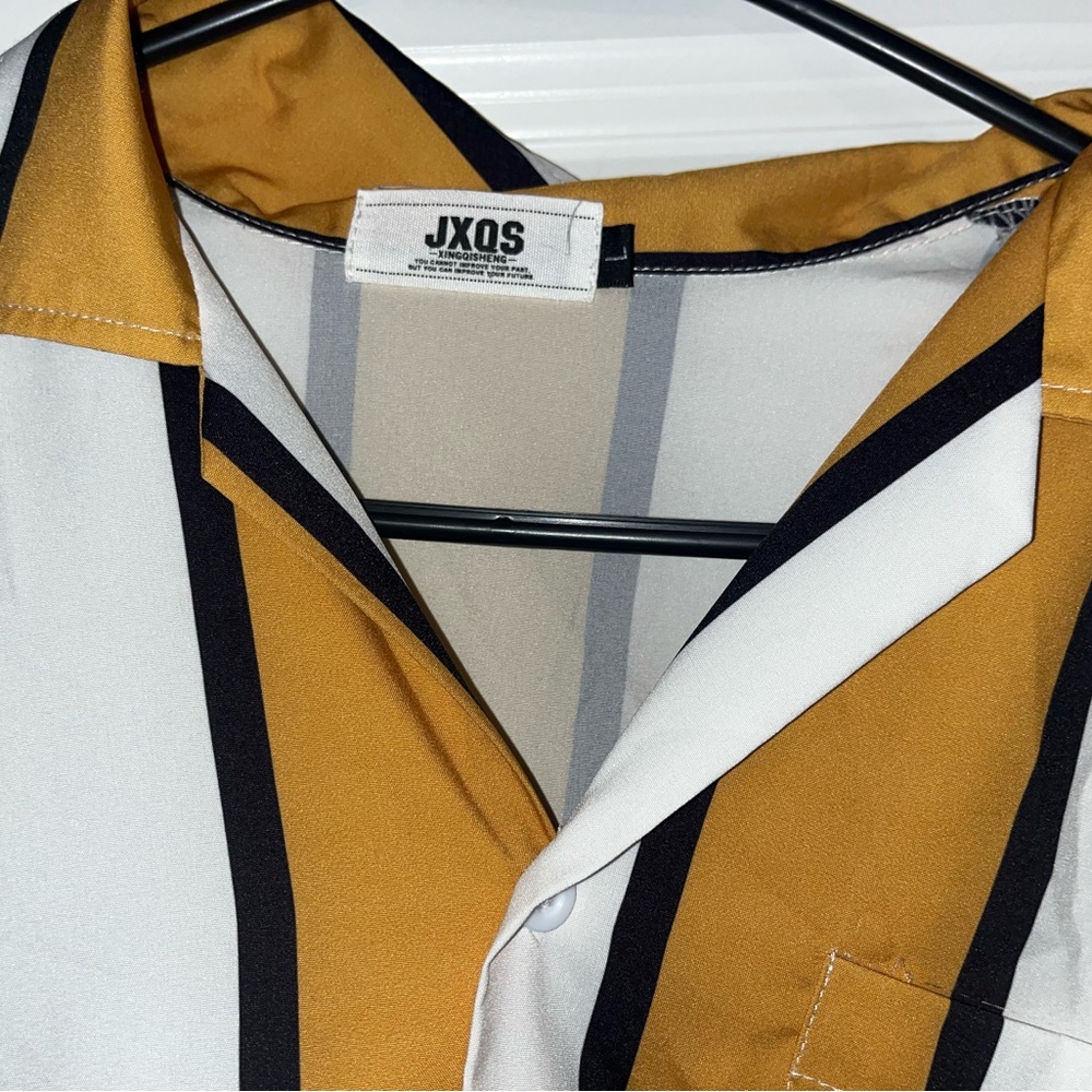 Men’s Button Down - Picture 3 of 3